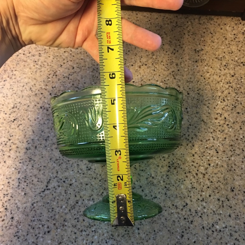 Vintage Green Candy Dish (Glass) - Picture 5 of 8